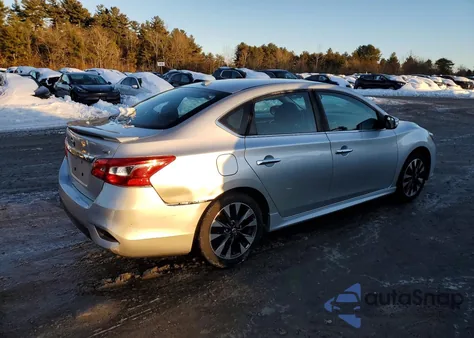 2016 Nissan Sentra S z USA, uszkodzony, nr VIN 3N1AB7AP4GY281791